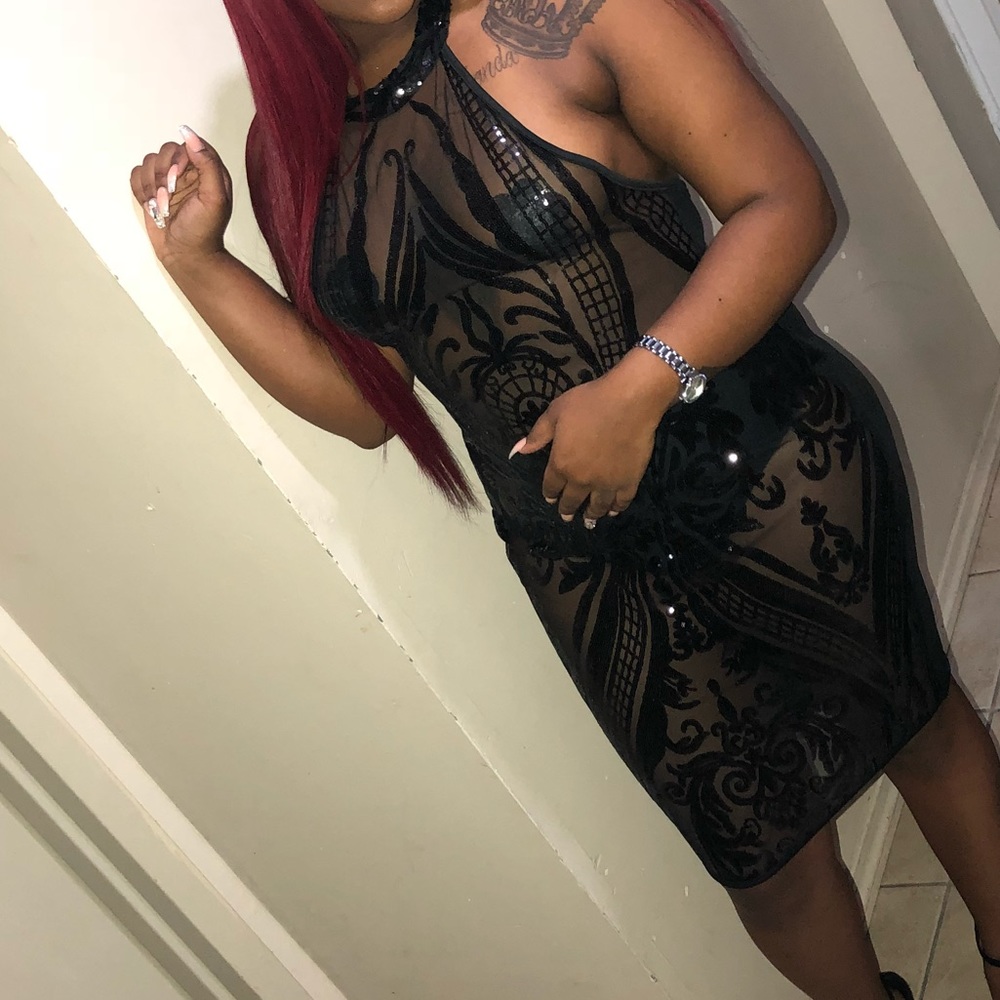 See through sleeveless dress